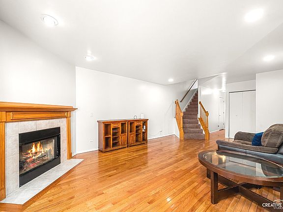 2nd image of 301 Inner Circle Dr