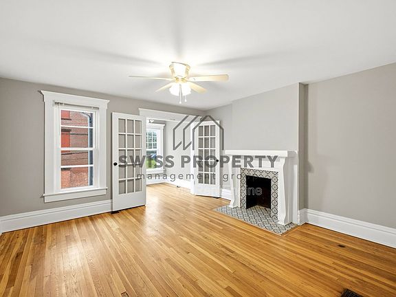 4th image of 342 Taylor Ave
