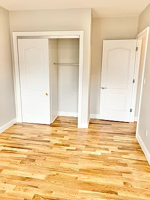 Rented by Carnegie Management Inc | media 32