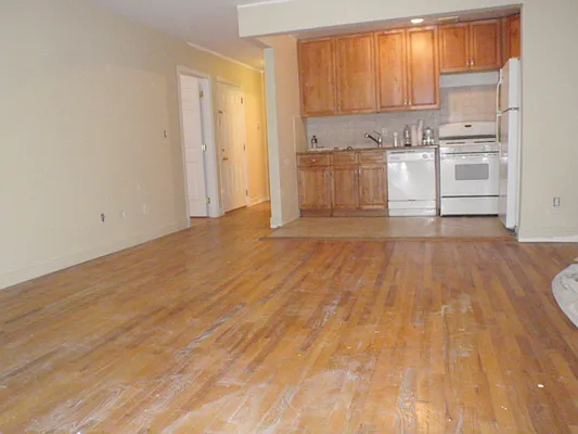 Rented by MAC Realty NY | media 29