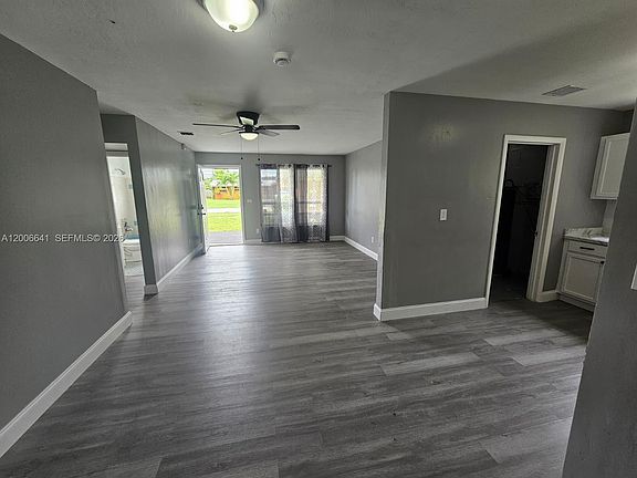 4th image of 1118 NW 43rd Ter