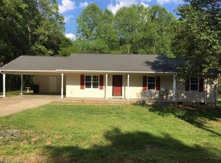 4005 Clay Vann Ln, Winston Salem, NC 27107