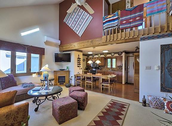 4th image of 17 W Hobart Ave