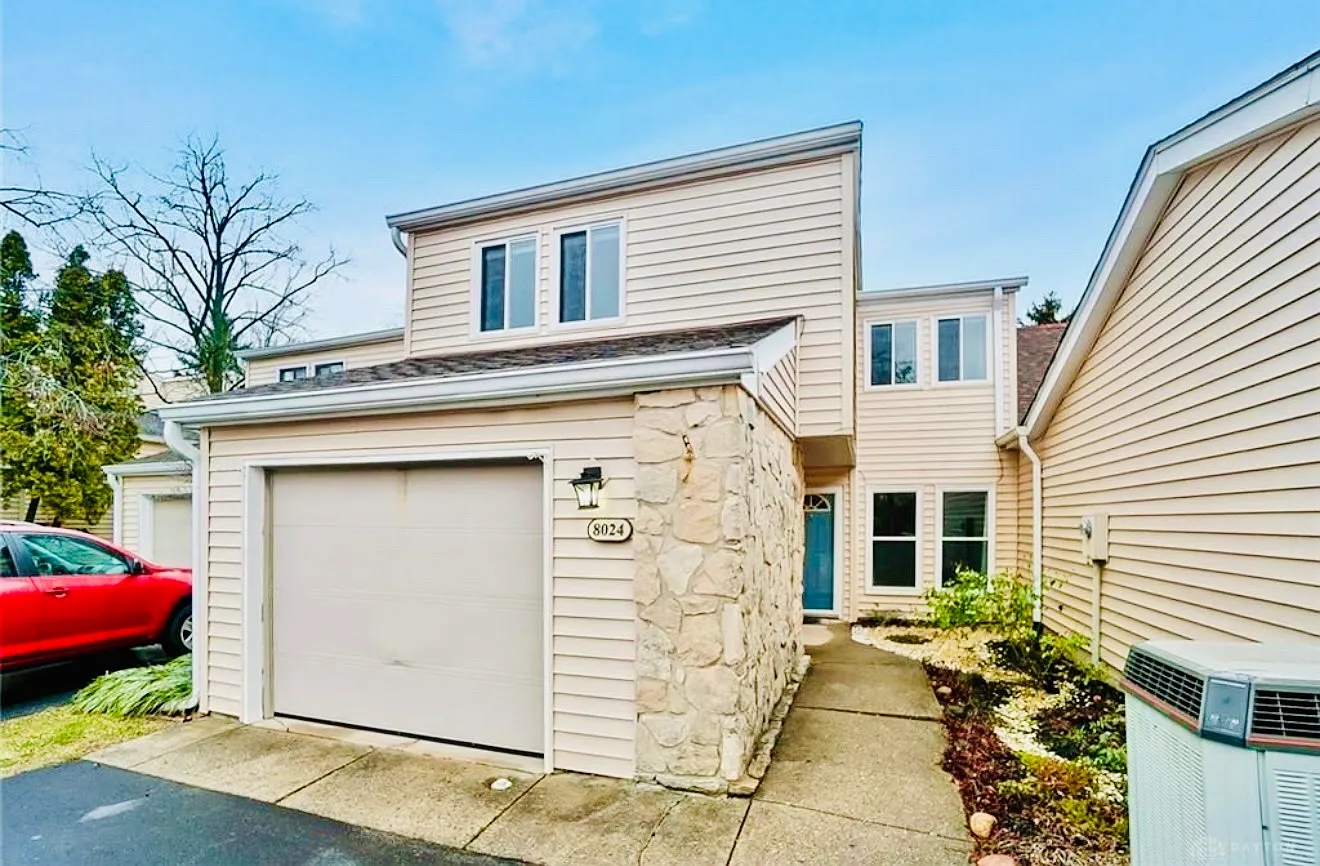 8024 Timberlodge Trl W — Photo 1