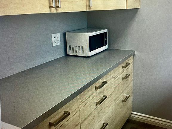 3rd image of 166 High Dr
