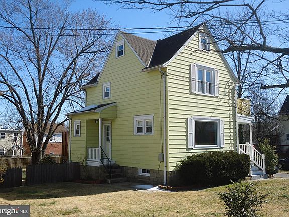3rd image of 3 Delrey Ave