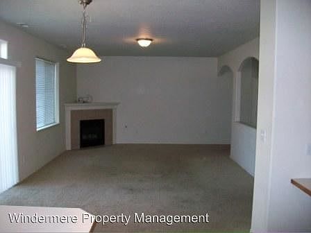 2nd image of 278 NW Laurella Ln