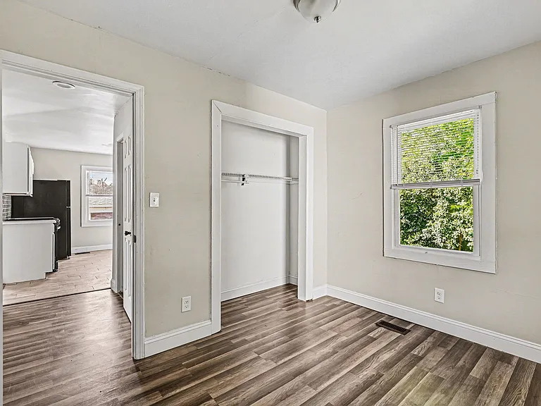2604 Booker Ave — Photo 10