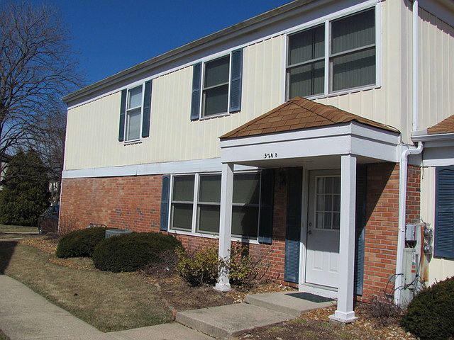 1st image of 524 Waverly Ct