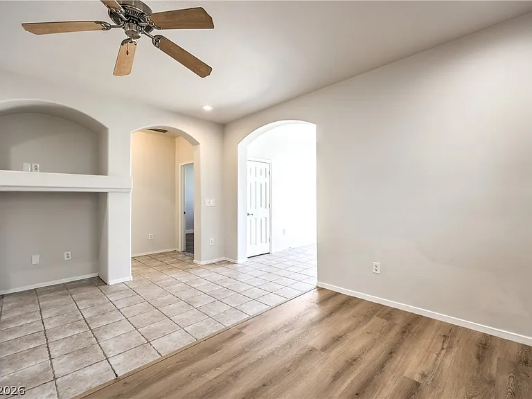 7236 Victoria Oak Ct — Photo 3