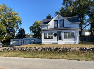 20722 Elkhorn Dr, Elkhorn, NE 68022