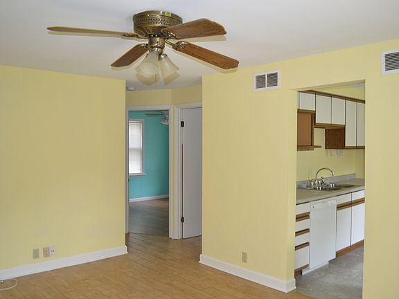 2nd image of 38353 N Wilson Ave