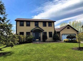 8333 Parker House Path, Cicero, NY 13039