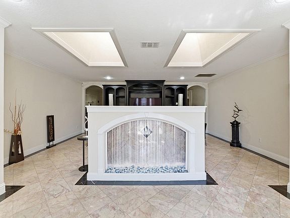 5th image of 6015 Pebble Beach Dr