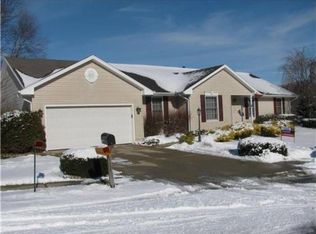 11431 Goldenview Dr, Granger, IN