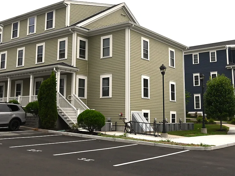 67 North St #3A — Photo 3
