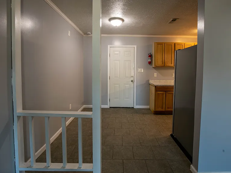 5768 Aftonshire Dr — Photo 8