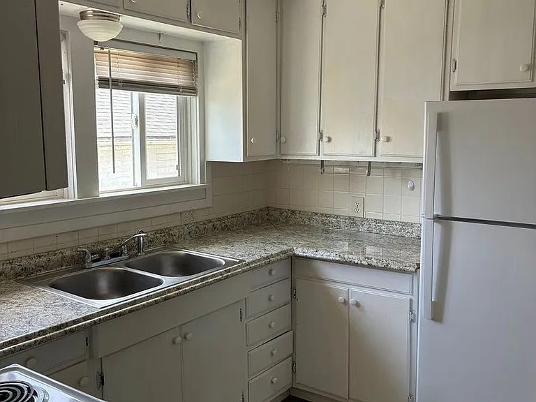 791 N Elliott St — Photo 12