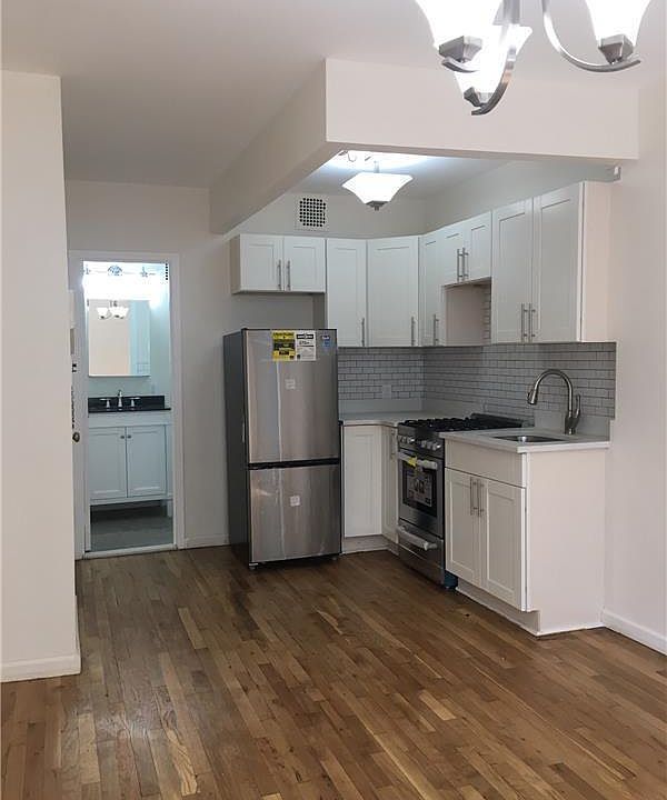 1st image of 517 E 5th St APT 430
