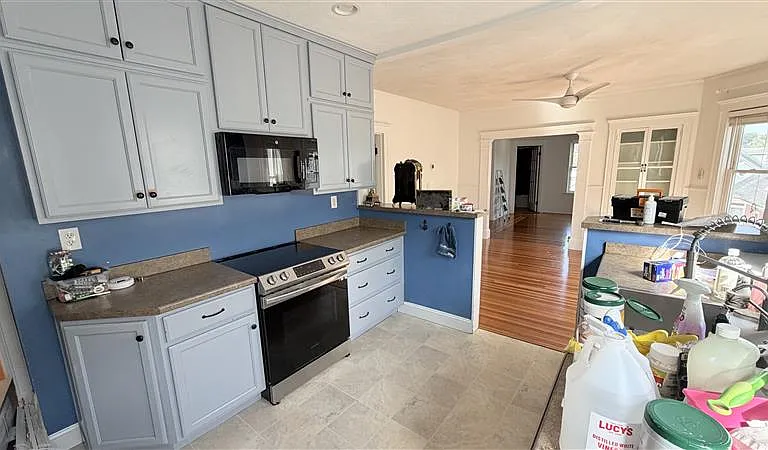 9 Ashland St #2 — Photo 1