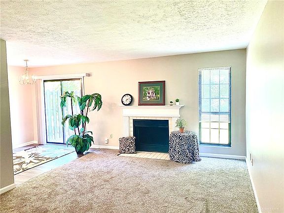 4th image of 9756 Centerville Creek Ln