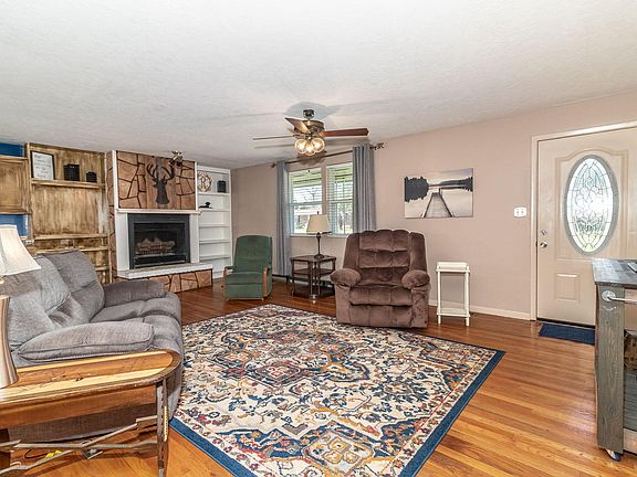 2nd image of 202 Maywood Drive