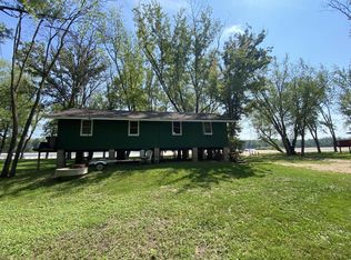 N5850 Blackhawk Rd, Portage, WI 53901