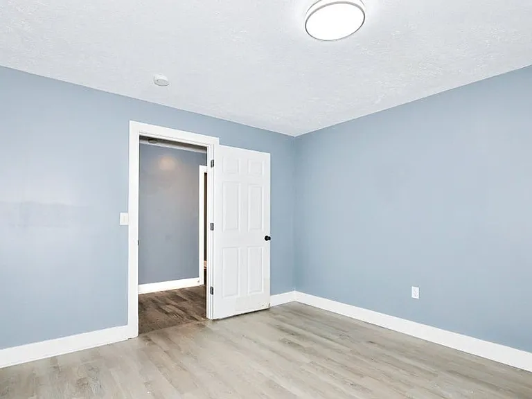 1188 Spring St — Photo 6