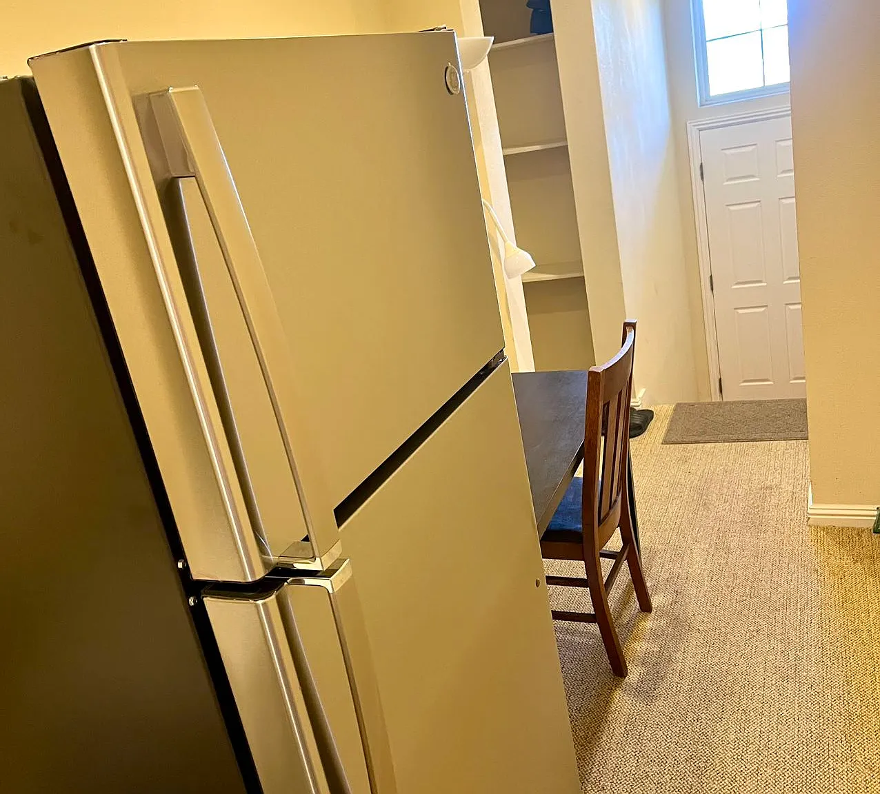 1 bed, 2000 sqft, $1,200 — Photo 4