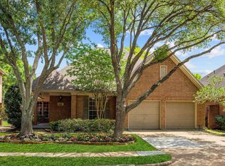 1327 Mission Chase Dr, Houston, TX 77077