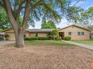 904 Oakpark Dr, Brownwood, TX 76801