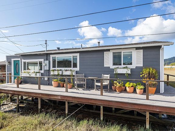 3rd image of 52 Greenbrae Boardwalk