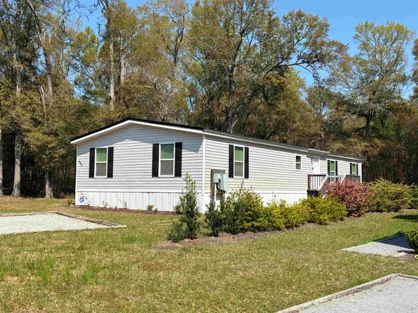 490 Waverly Rd., Pawleys Island, SC 29585