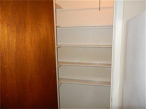 3rd image of 4916 Worth St APT 5