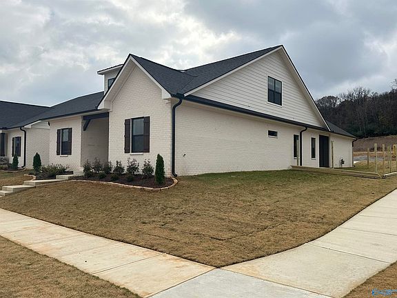 2nd image of 2100 Kanteen St