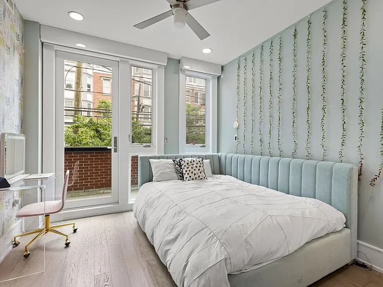 705 Clinton St #1 — Photo 12