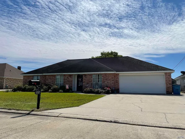 1350 Belleview St, Morgan City, LA 70380