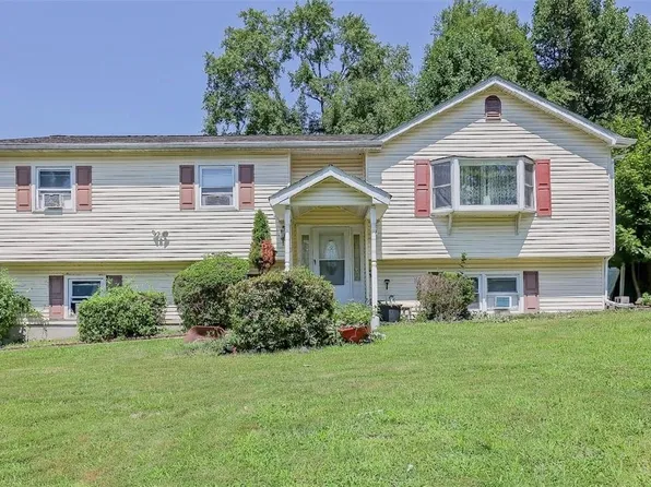 3 Durante Court, Spring Valley, NY 10977