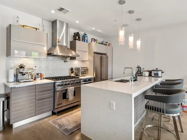 48 Gold St Unit 102, South Boston, MA 02127