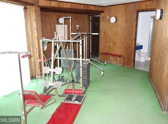 3rd image of 135 Viking Dr E APT 323