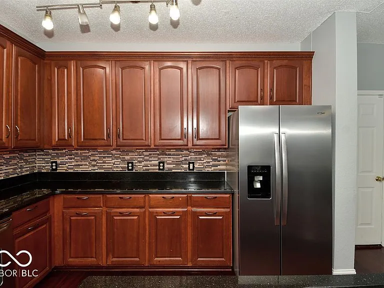 15208 Radiance Dr — Photo 20