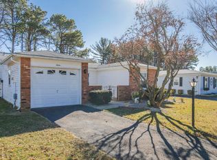 12 Kent Dr, Brick, NJ 08723