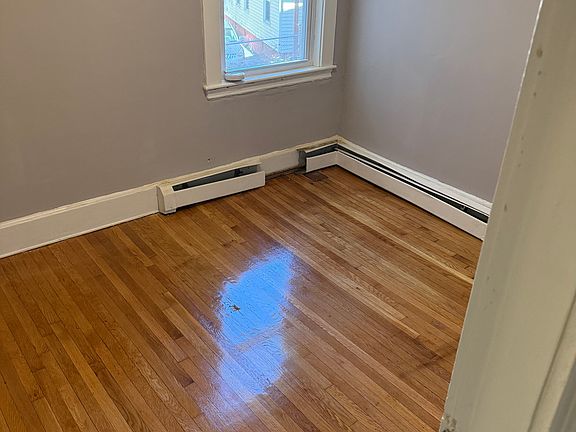 5th image of 41 S Laighton St #2