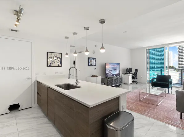 1100 S Miami Ave #1609, Miami, FL 33131
