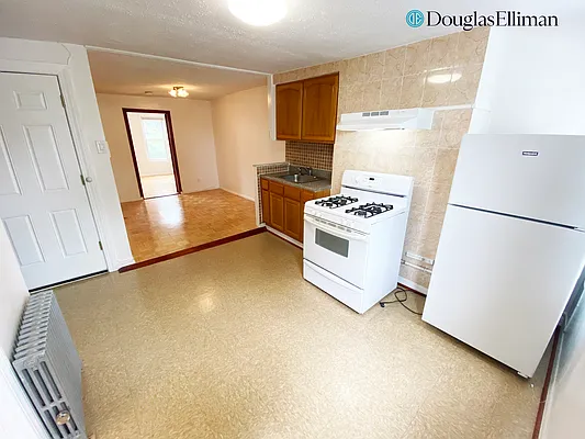 Rented by Douglas Elliman | media 6