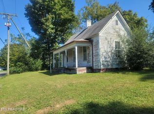 106 N Niota Rd, Englewood, TN 37329