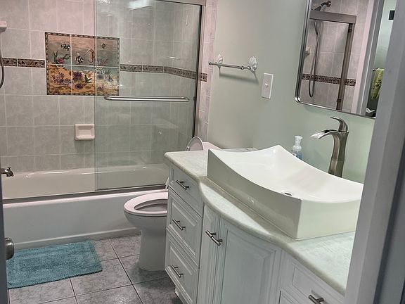 Bathroom with tub