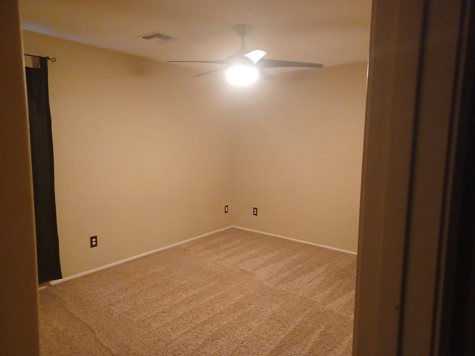 5 bed, 2974 sqft, $800 — Photo 3