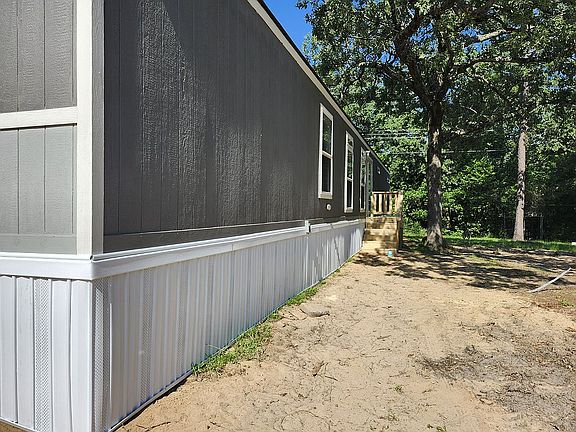 2nd image of 1121 Rodessa St