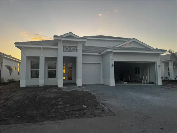 17912 Palmiste Dr, Bradenton, FL 34202